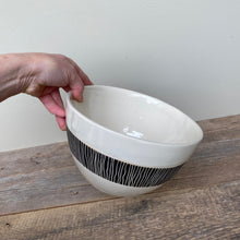 Load image into Gallery viewer, AFRICA MODERN TALI SERVING BOWL