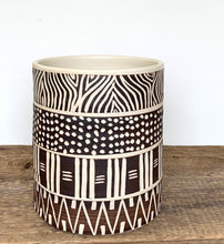Load image into Gallery viewer, AFRICA MODERN UTENSIL HOLDER IN MUDCLOTH