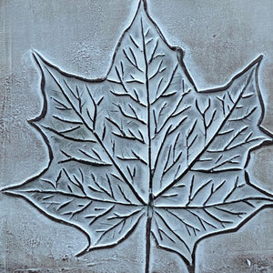 ART BLOCK WITH MAPLE LEAF 002