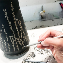 Load image into Gallery viewer, BOTANICAL SILHOUETTES SHELLEY VASE 2