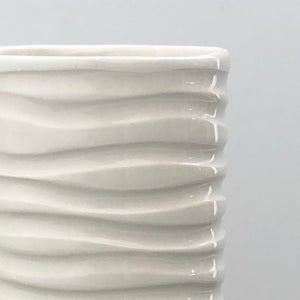 WAVE CYLINDER VASE IN IVORY-MEDIUM