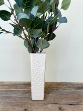 Load image into Gallery viewer, IVORY SQUARE VASE WITH CIRCLES