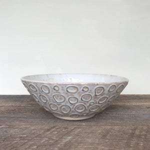 LINDA BOWL IN OATMEAL WITH CIRCLES