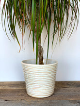 Load image into Gallery viewer, OATMEAL  PLANTER WITH WAVES