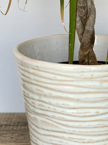 OATMEAL  PLANTER WITH WAVES