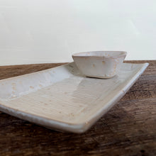 Load image into Gallery viewer, OATMEAL SMALL RECTANGLE PLATTER SET WITH STRIPES (5.5&quot; x 11&quot;)