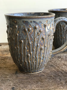 PUSSY WILLOW  MUG IN SLATE-15 OUNCES